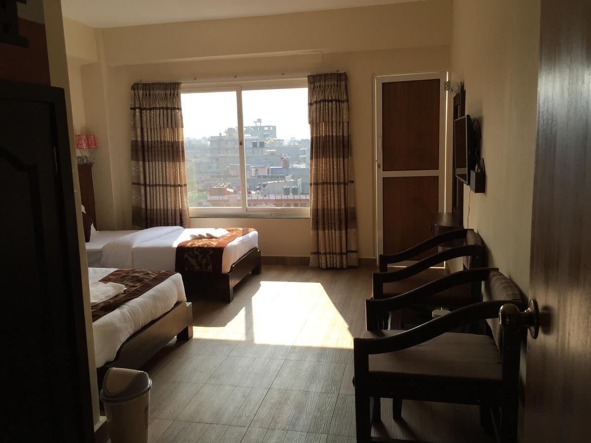 Hotel The Coast Похара Екстериор снимка