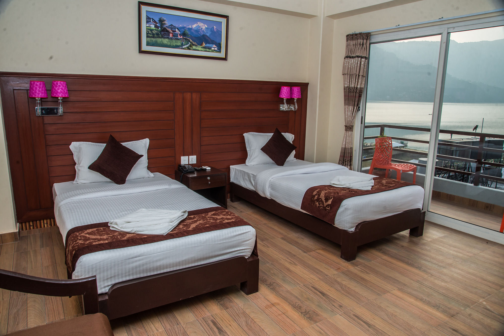 Hotel The Coast Похара Екстериор снимка
